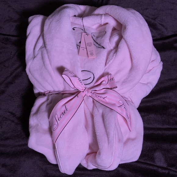 Victoria's Secret Other - Victoria Secret Bath Robe